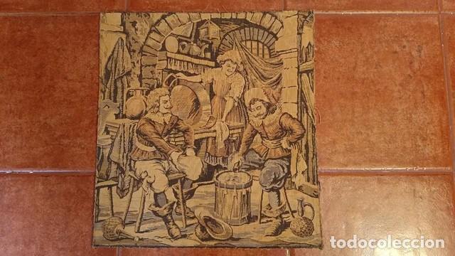 Otros objetos de arte: Pareja de tapices cl&aacute;sicos. - Foto 2