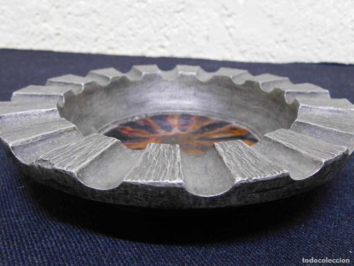 Otros objetos de arte: PLATO ALUMINIO Y ESMALTE - JOAN MAYN&Eacute; - Foto 3