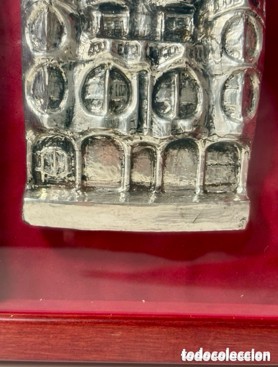 Otros objetos de arte: FIGURA CASA BATLLO DE GAUDI ENMARCADO - Foto 4