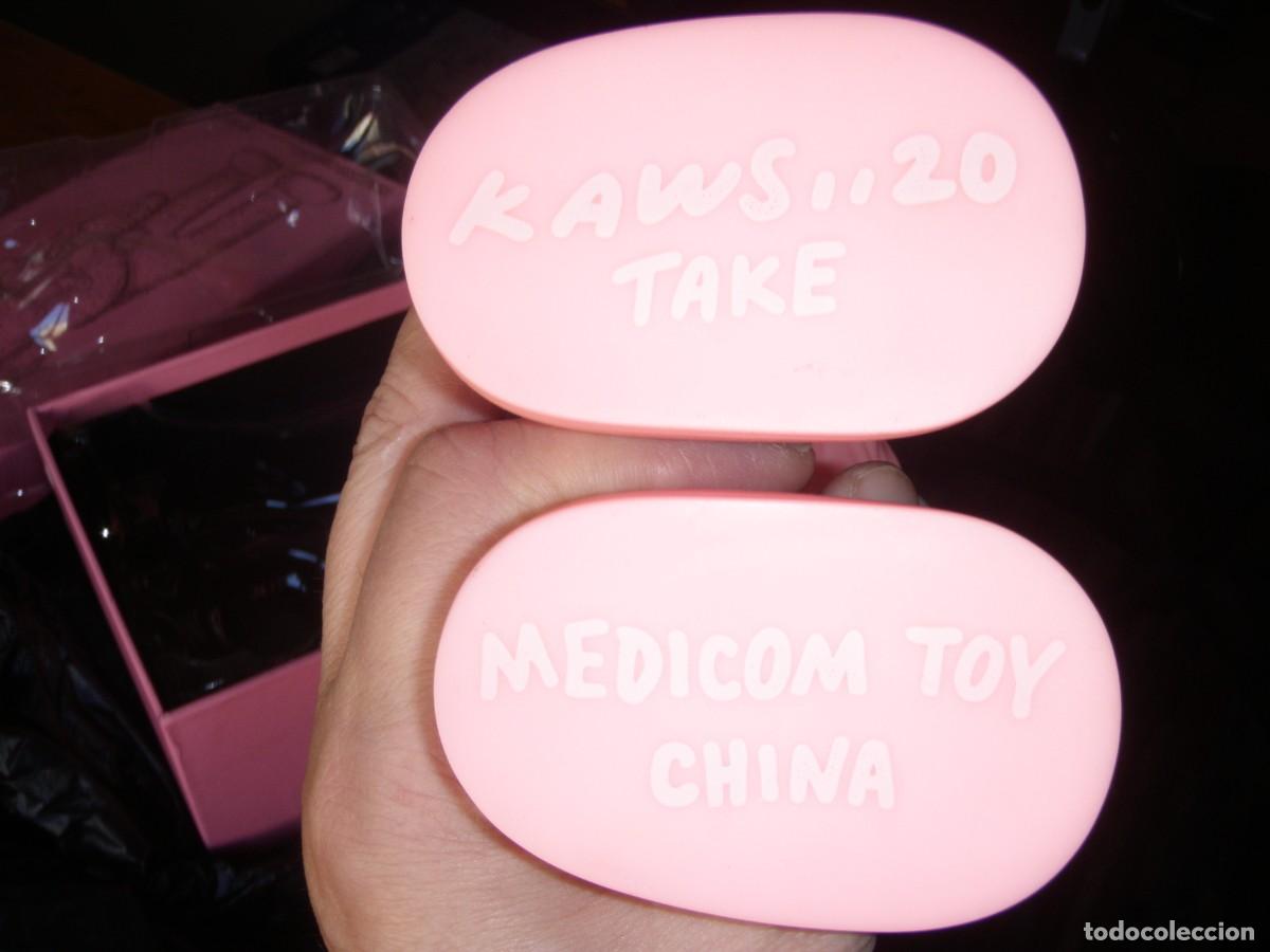 Otros objetos de arte: MU&Ntilde;ECO ARTISTA KAWS OPEN EDITION TAKE - Foto 17