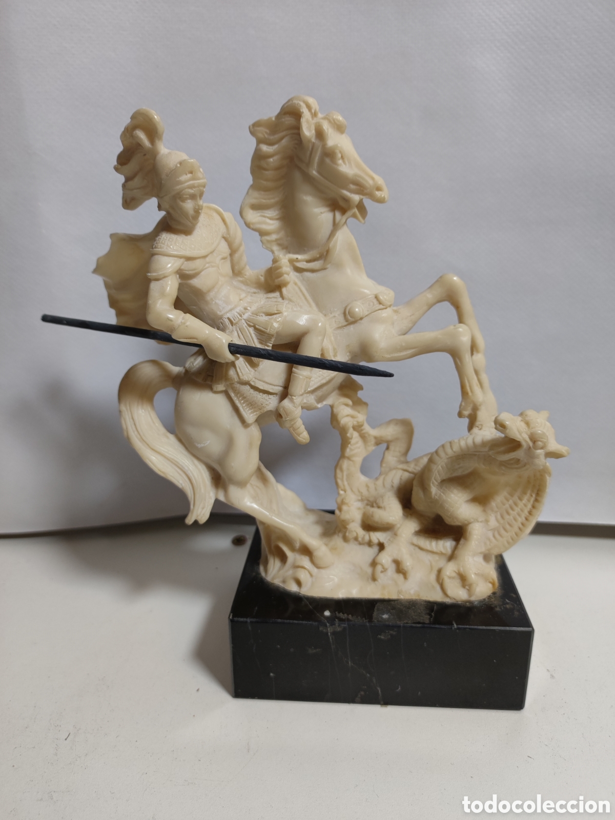 Otros objetos de arte: San jorge figura de pasta resina - Foto 1
