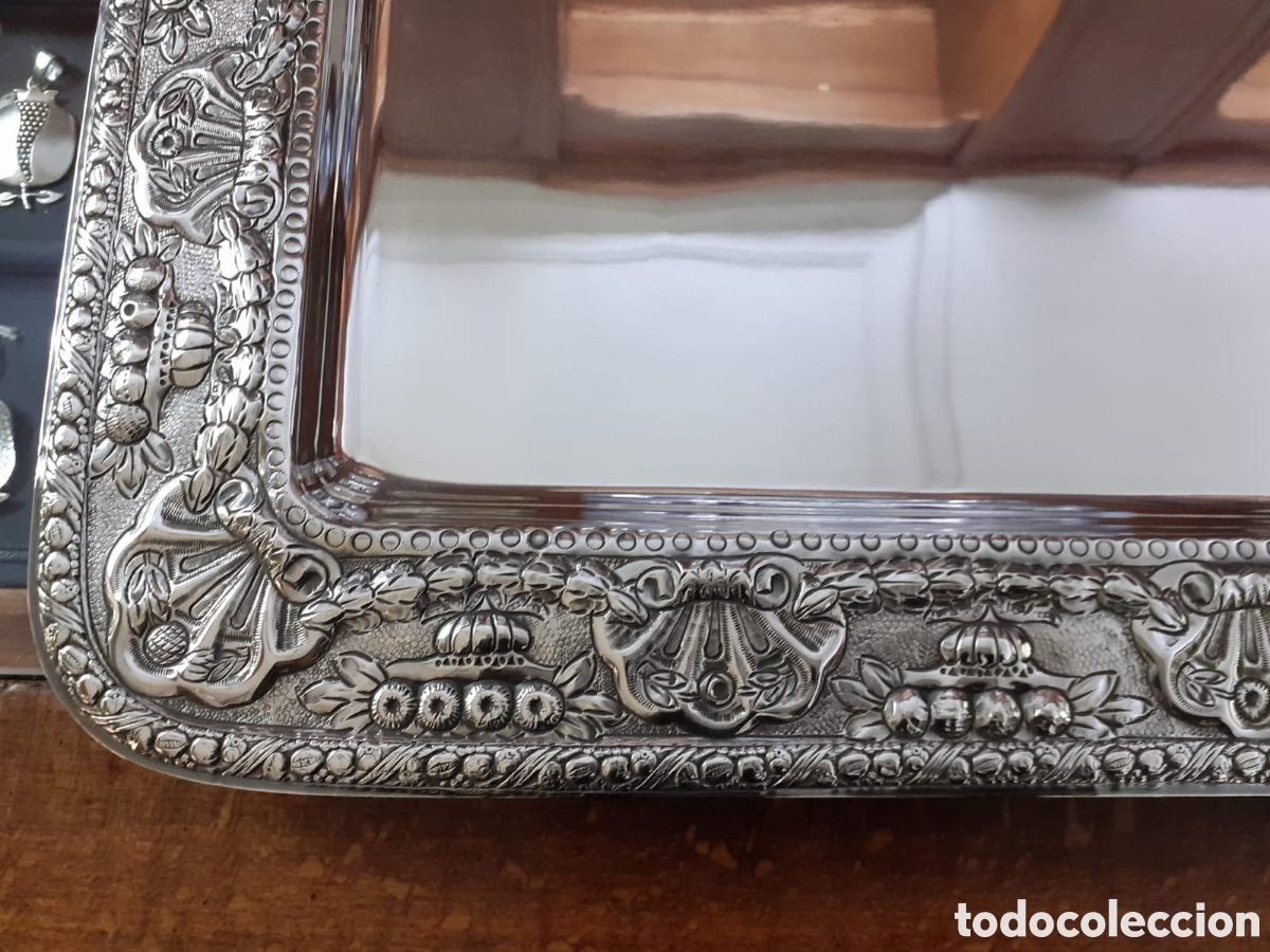 Otros objetos de arte: Bandeja de plata con bordes de granadas - Foto 2