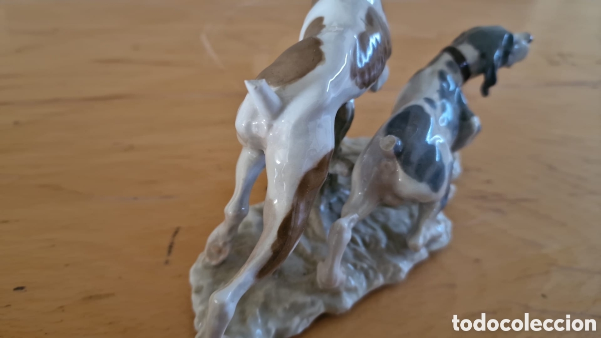 Otros objetos de arte: Figura perros caza antigua - Foto 4