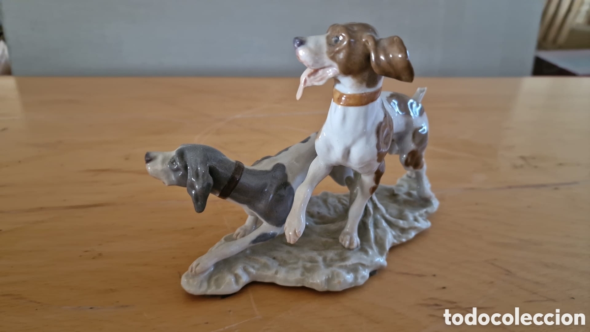 Otros objetos de arte: Figura perros caza antigua - Foto 1