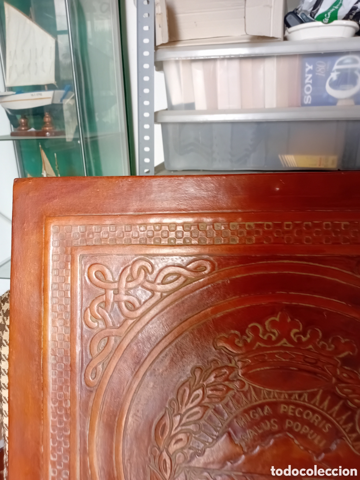 Otros objetos de arte: CORDOBAN ESCUDO DE VETERINARIA - Foto 3