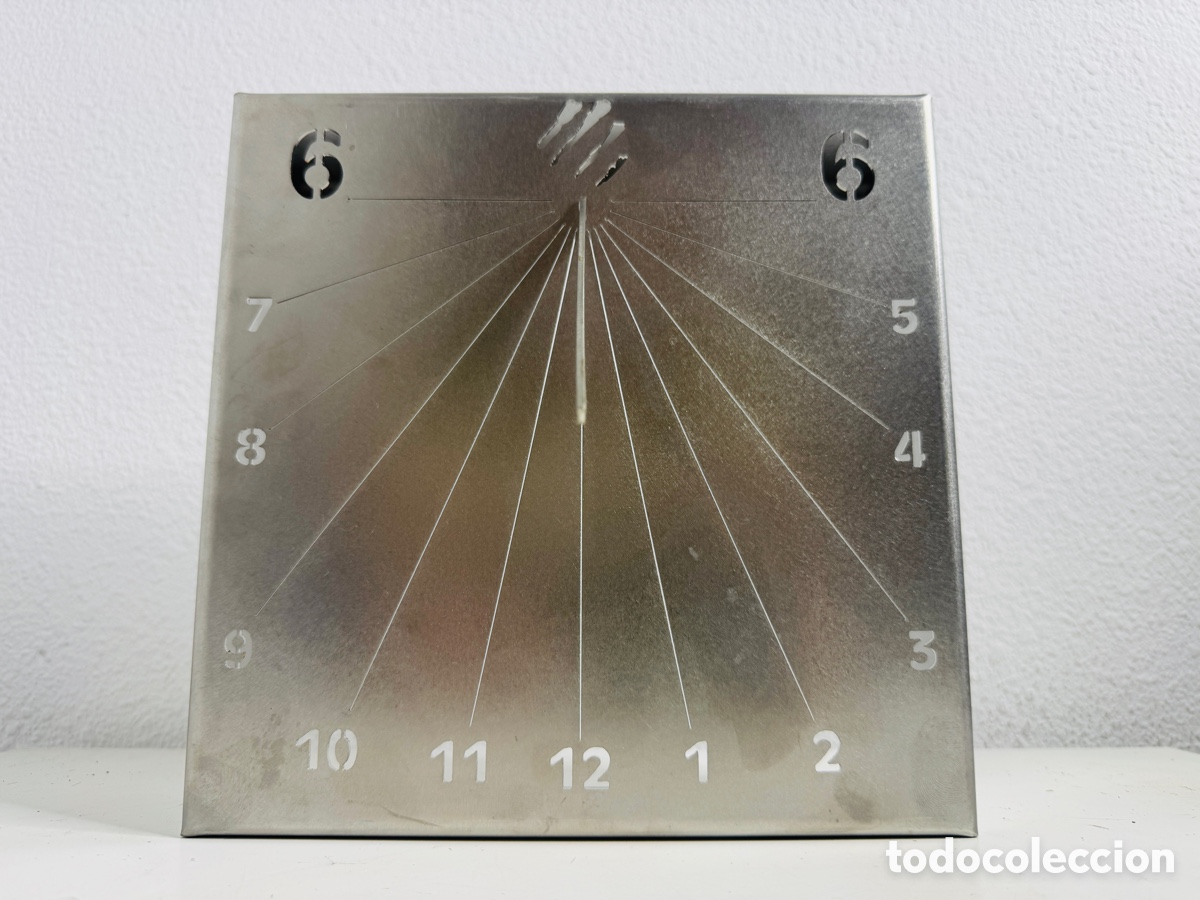 Otros objetos de arte: MARC-ANDR&Eacute; 2 FIGUERES created a solar clock - Foto 13