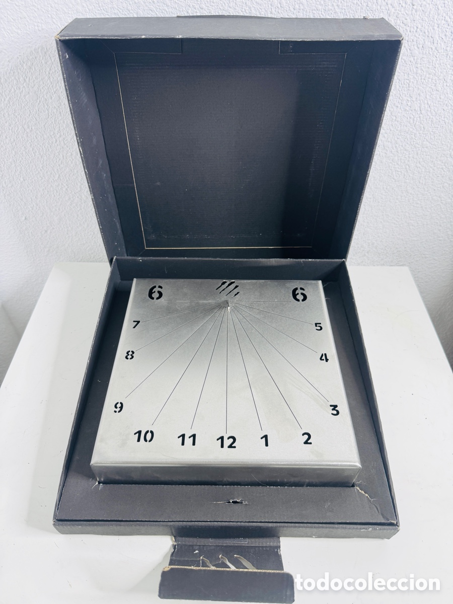 Otros objetos de arte: MARC-ANDR&Eacute; 2 FIGUERES created a solar clock - Foto 15