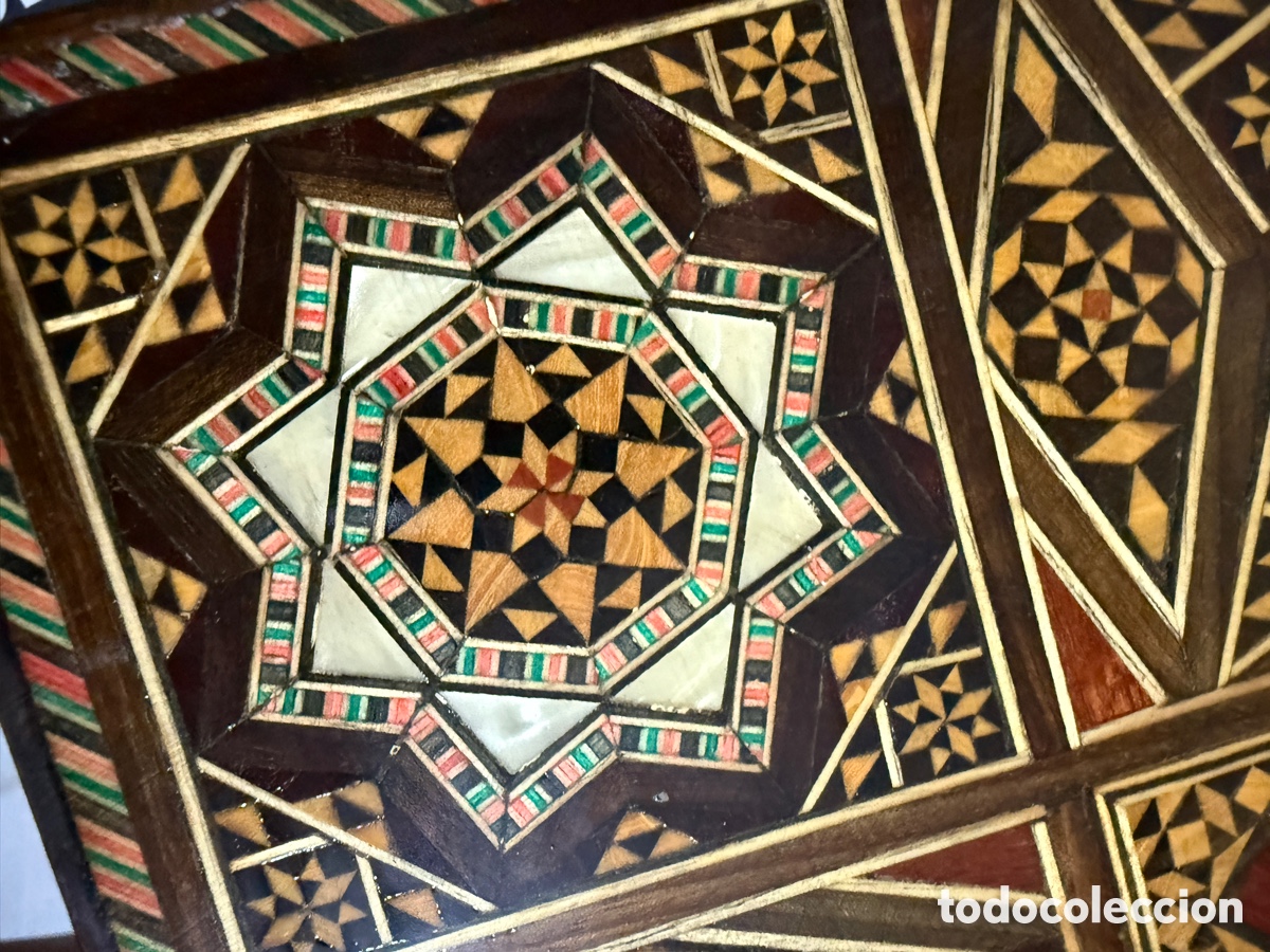 Otros objetos de arte: Juego de backgammon en madera con incrustaciones nacaradas - Foto 3