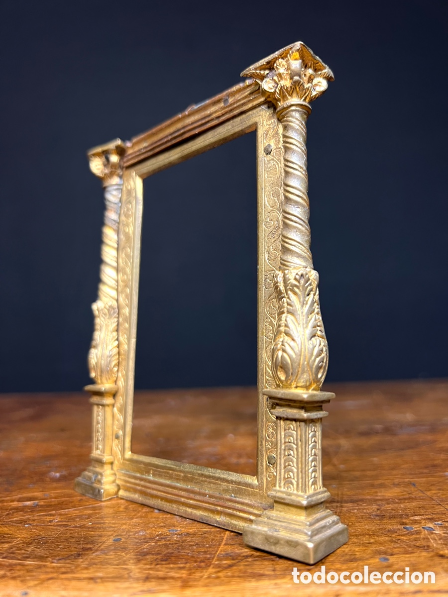 Otros objetos de arte: Marco en bronce dorado, S.XVI - XVII - Foto 8