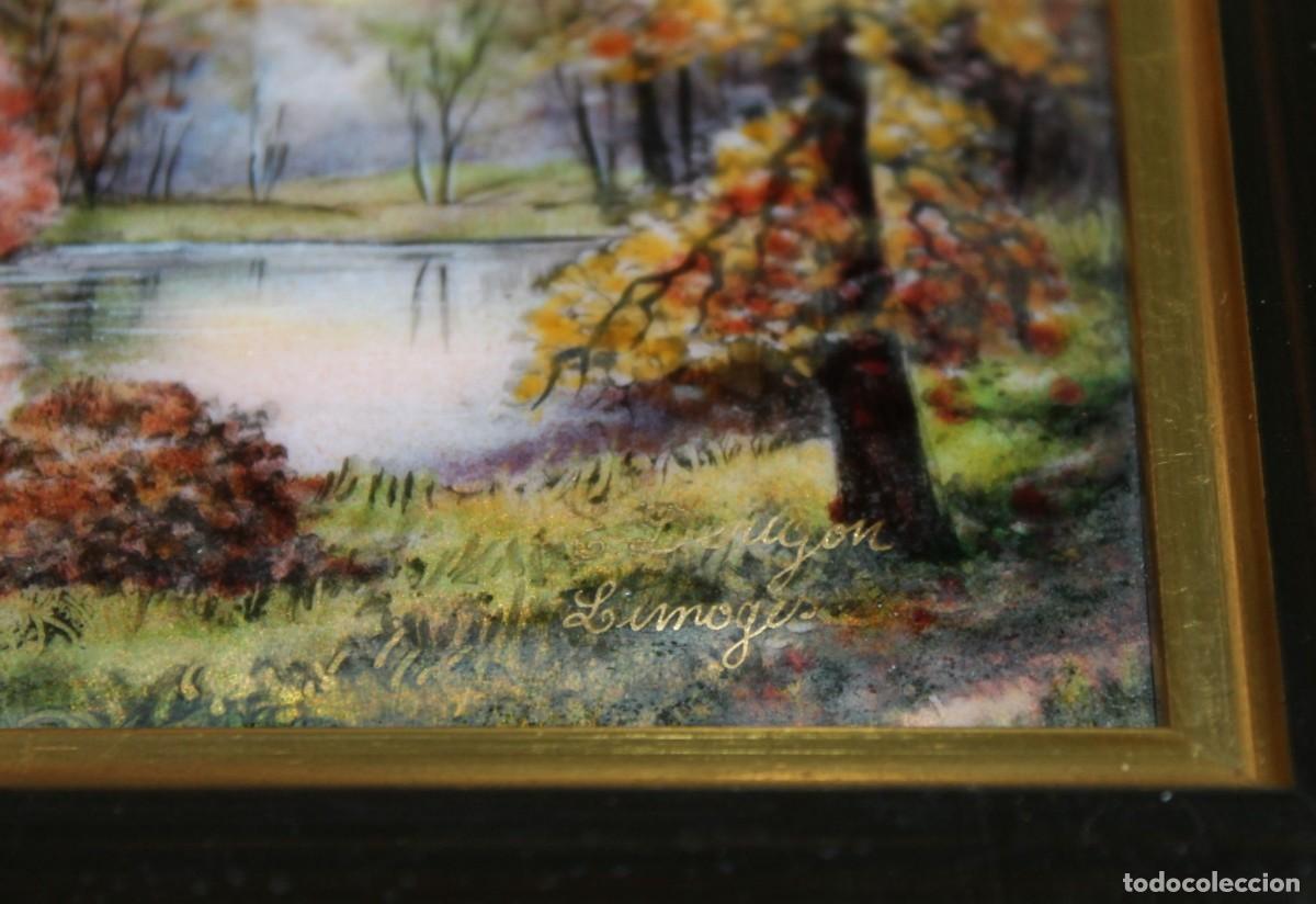 Otros objetos de arte: Cuadro con placa de esmalte de Limoges firmada Elisabeth Derigon - Foto 2