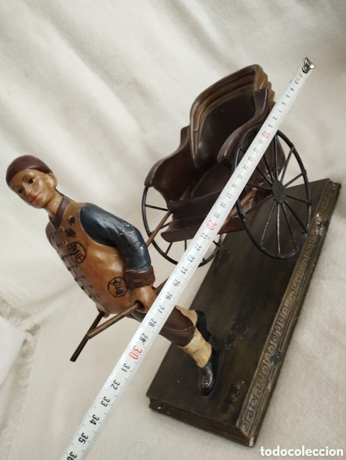Otros objetos de arte: Antigua Figura Chino con RickShaw. - Foto 8