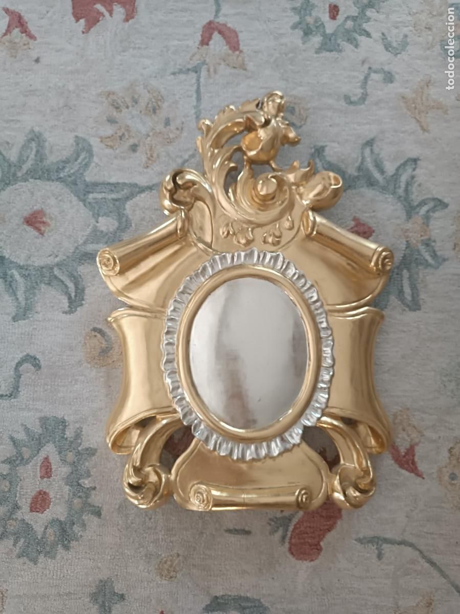 Otros objetos de arte: Escudo en madera recubierto de pan de oro - Foto 1