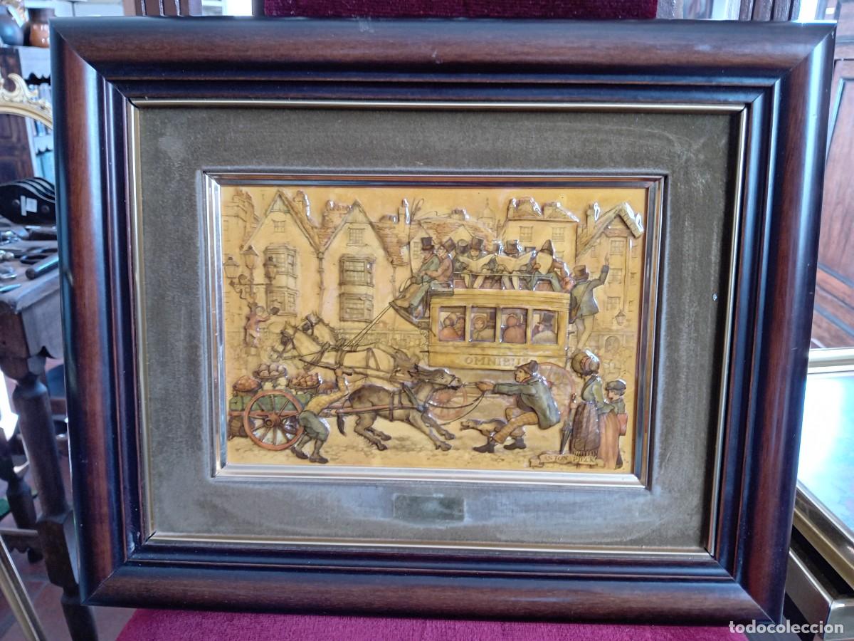 Otros objetos de arte: Ant&oacute;n Piezk, omnibus en relieve d&eacute;cada de los 70 - Foto 1