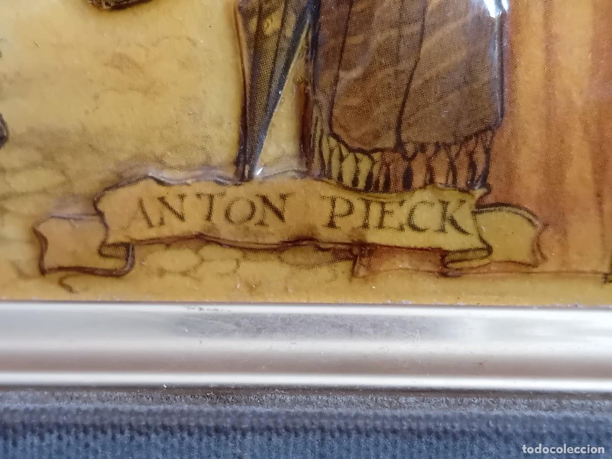 Otros objetos de arte: Ant&oacute;n Piezk, omnibus en relieve d&eacute;cada de los 70 - Foto 3