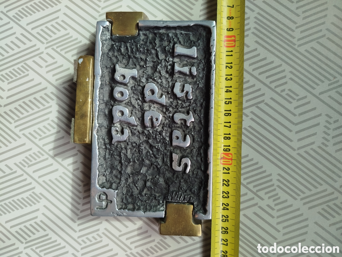 Otros objetos de arte: Letrero lista de bodas en bronce y zinc, de David Marshall. - Foto 6