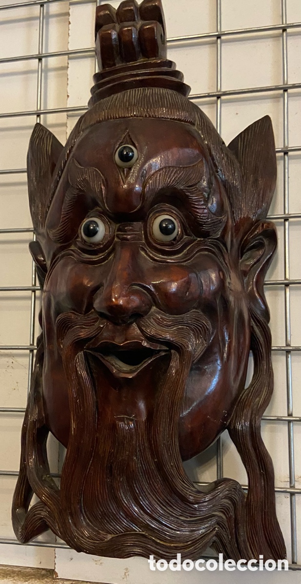 Otros objetos de arte: M&aacute;scara tallada madera china - Foto 3