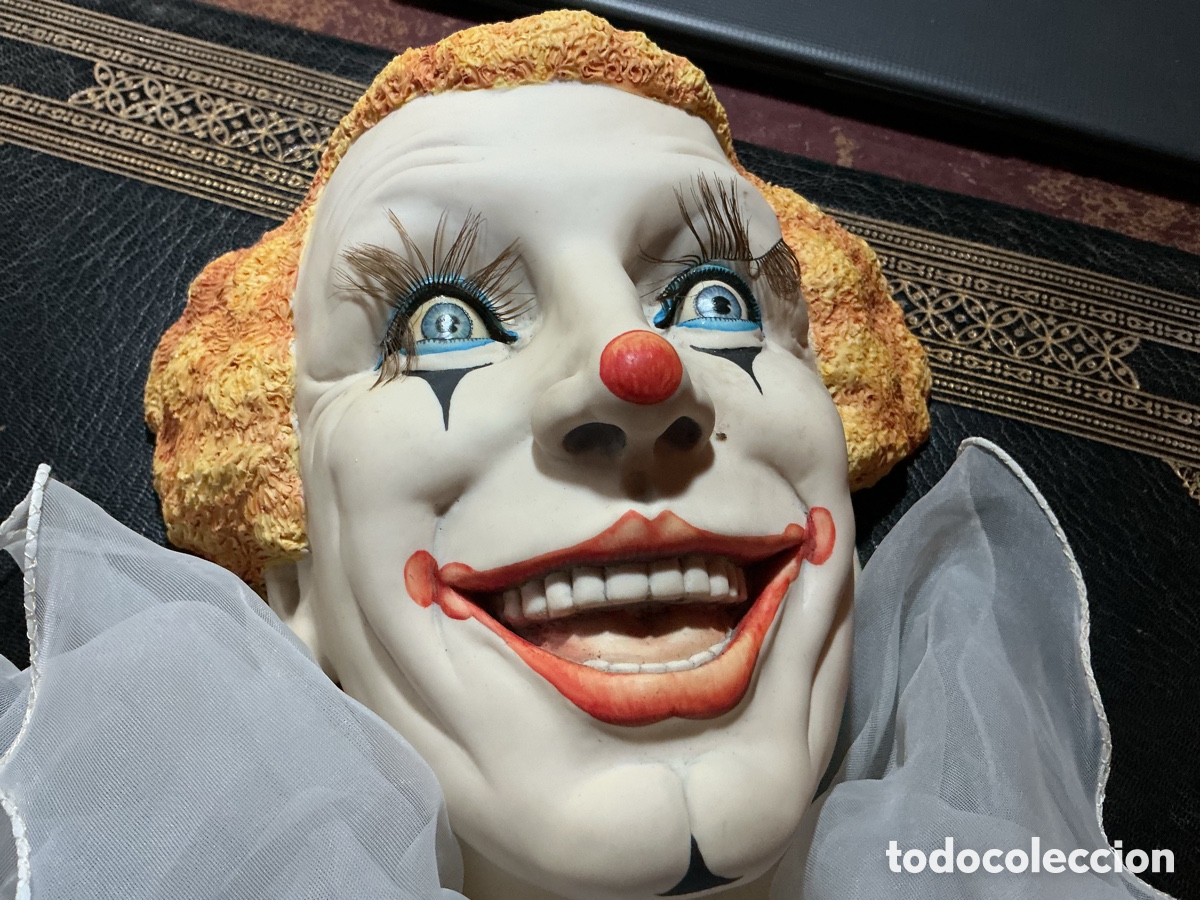 Otros objetos de arte: Figura payaso firmada - Foto 1