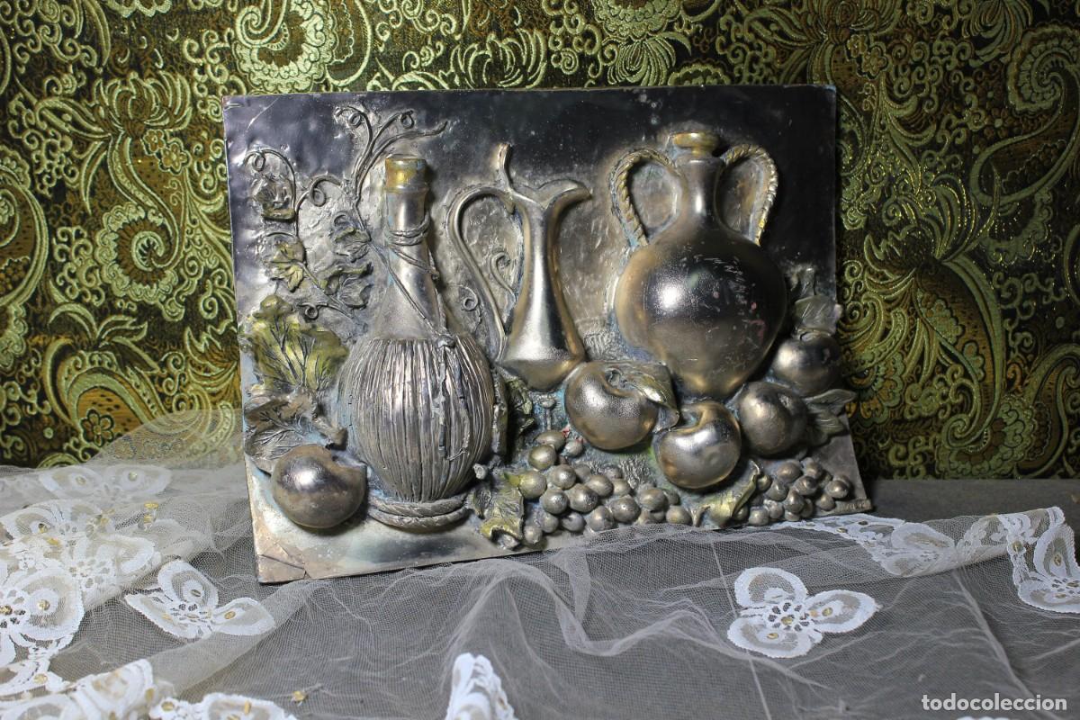 Otros objetos de arte: Antiguo Relieve Bodeg&oacute;n Frutas, Bodeg&oacute;n, Relieve de Plata, Bodeg&oacute;n de Frutas de Plata - Foto 2