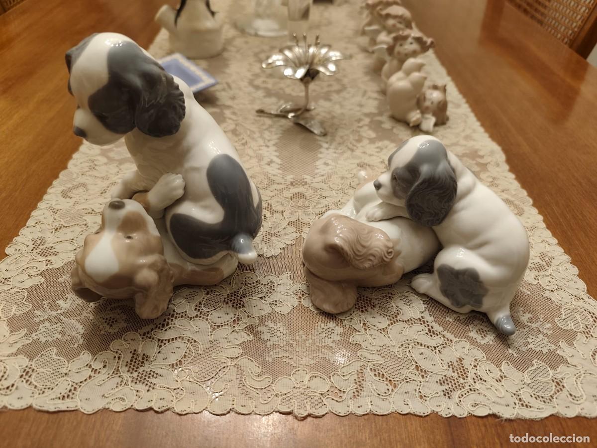 Otros objetos de arte: pareja figuras perros marca nao - Foto 1