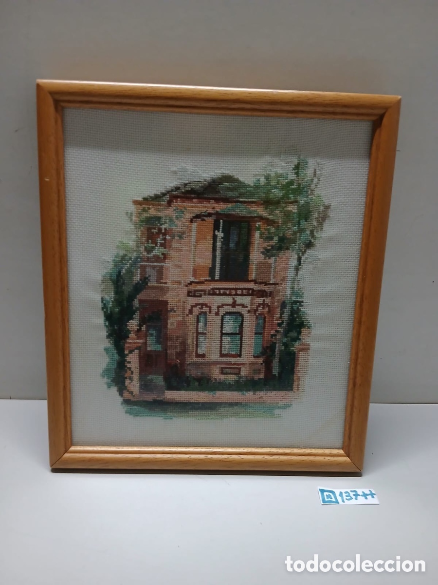 Otros objetos de arte: Antiguo cuadro de punto - Foto 1