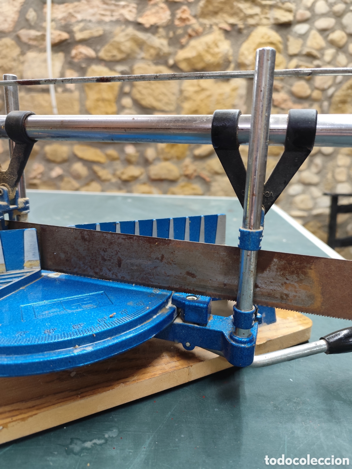 Otros objetos de arte: Ingletadora manual con base de mader - Foto 3