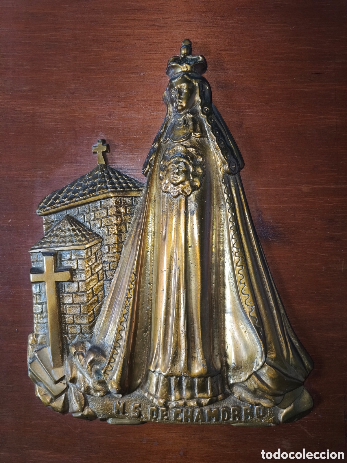Otros objetos de arte: Virgen de chamorro bronce - Foto 2