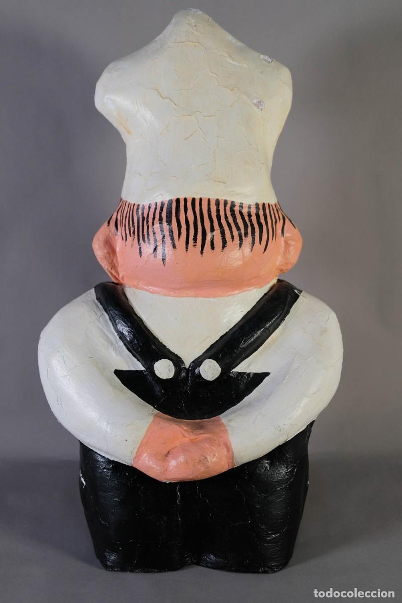 Otros objetos de arte: FIGURA DE CHEF EN CART&Oacute;N PIEDRA - Foto 4