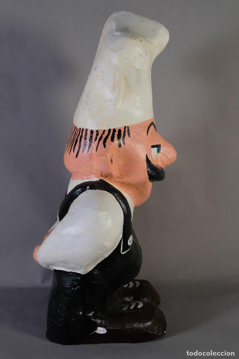 Otros objetos de arte: FIGURA DE CHEF EN CART&Oacute;N PIEDRA - Foto 5