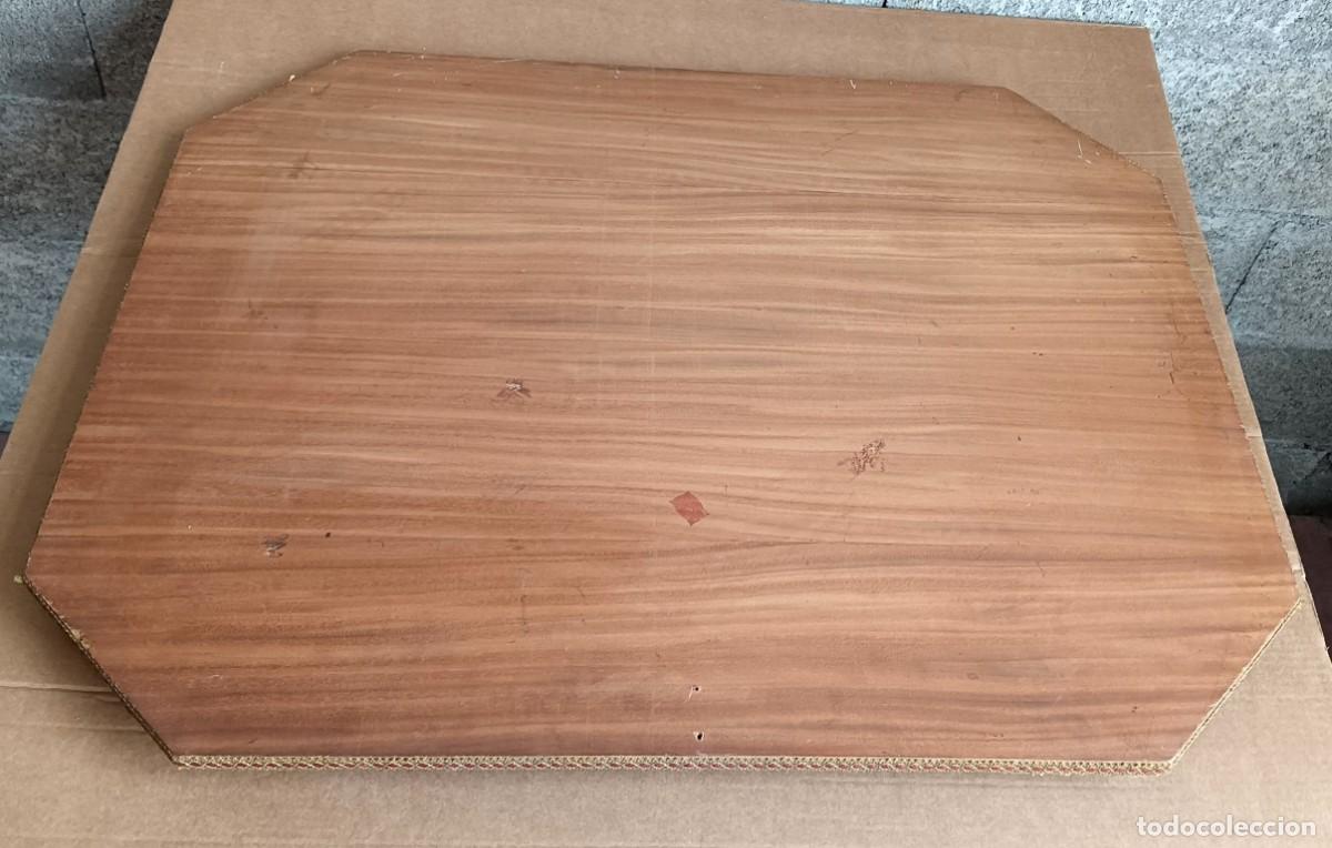 Otros objetos de arte: Cuadro EUSKALERRIA -- Parecen tallas de madera - Foto 3