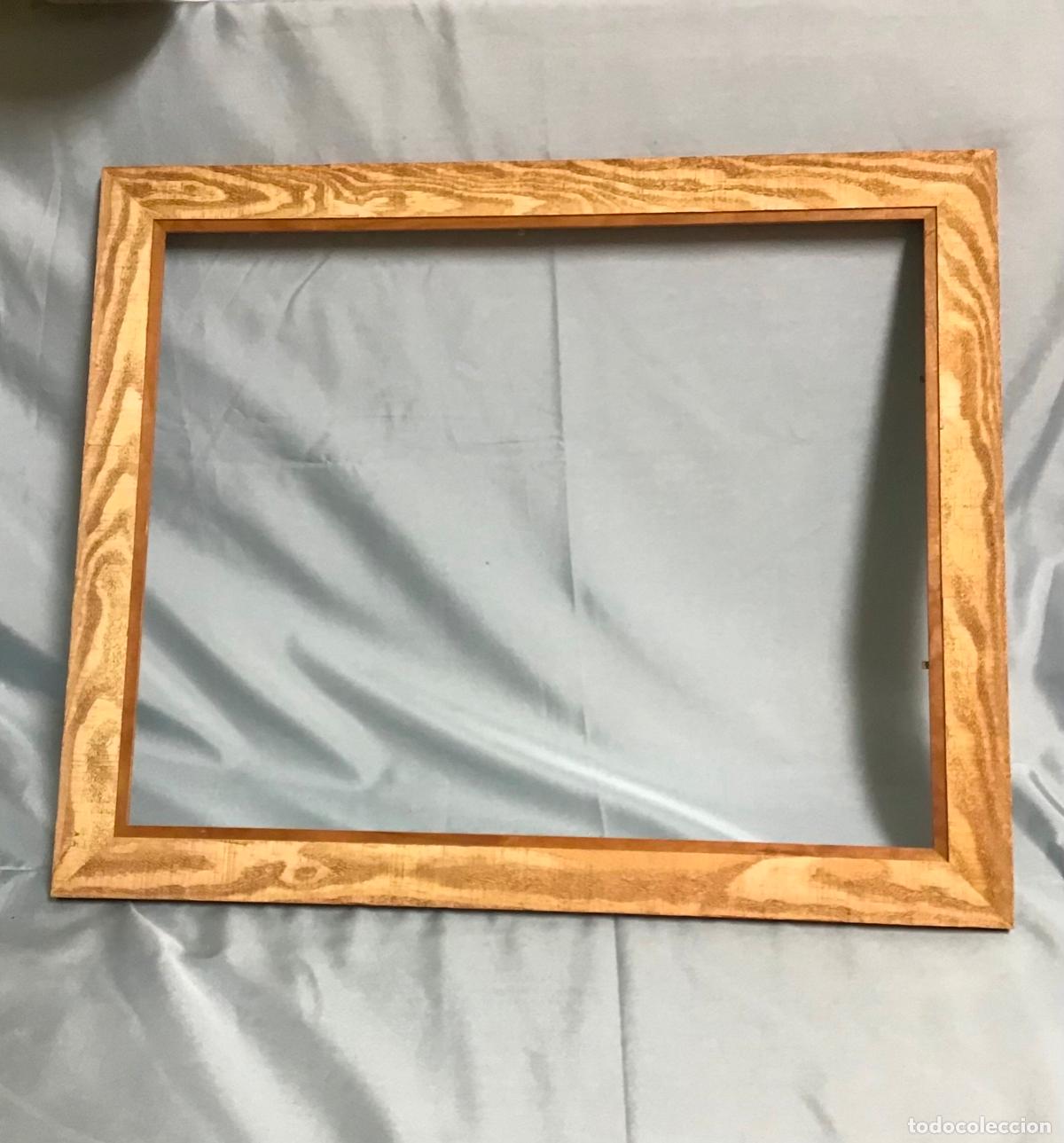 Otros objetos de arte: MARCO DE MADERA DECAPADA PARA CUADROS - Foto 1