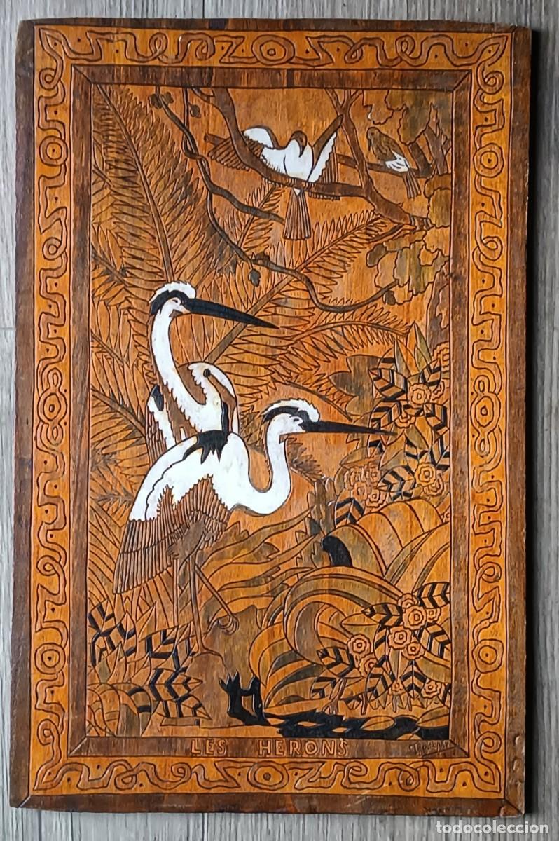 Otros objetos de arte: MADERA TRABAJADA EN RELIEVE CON ESCENA DE AVES - Foto 1