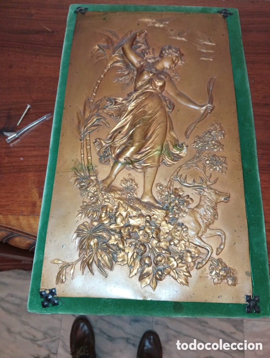 Otros objetos de arte: Placa Mural en relieve de bronce Art Nouveau - Foto 1