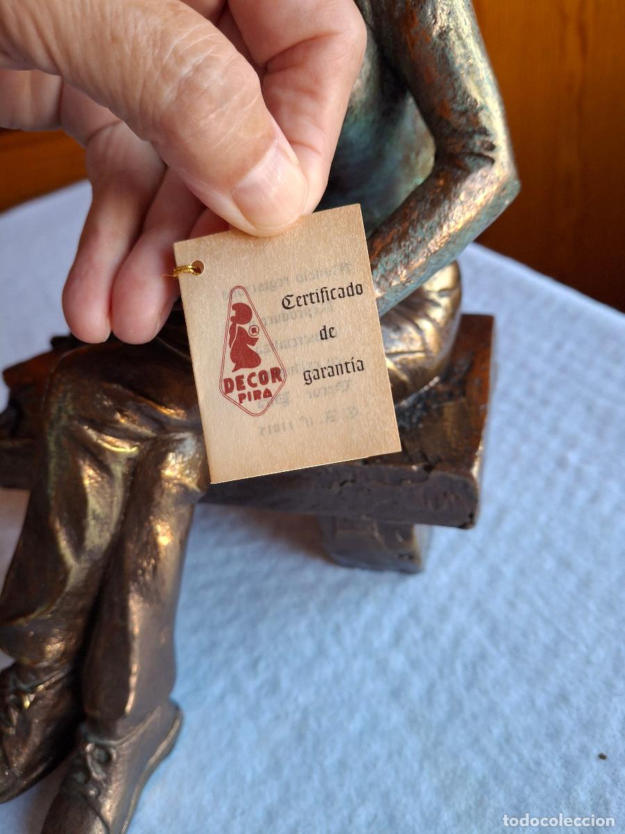 Otros objetos de arte: Figura mujer sentada - Foto 2