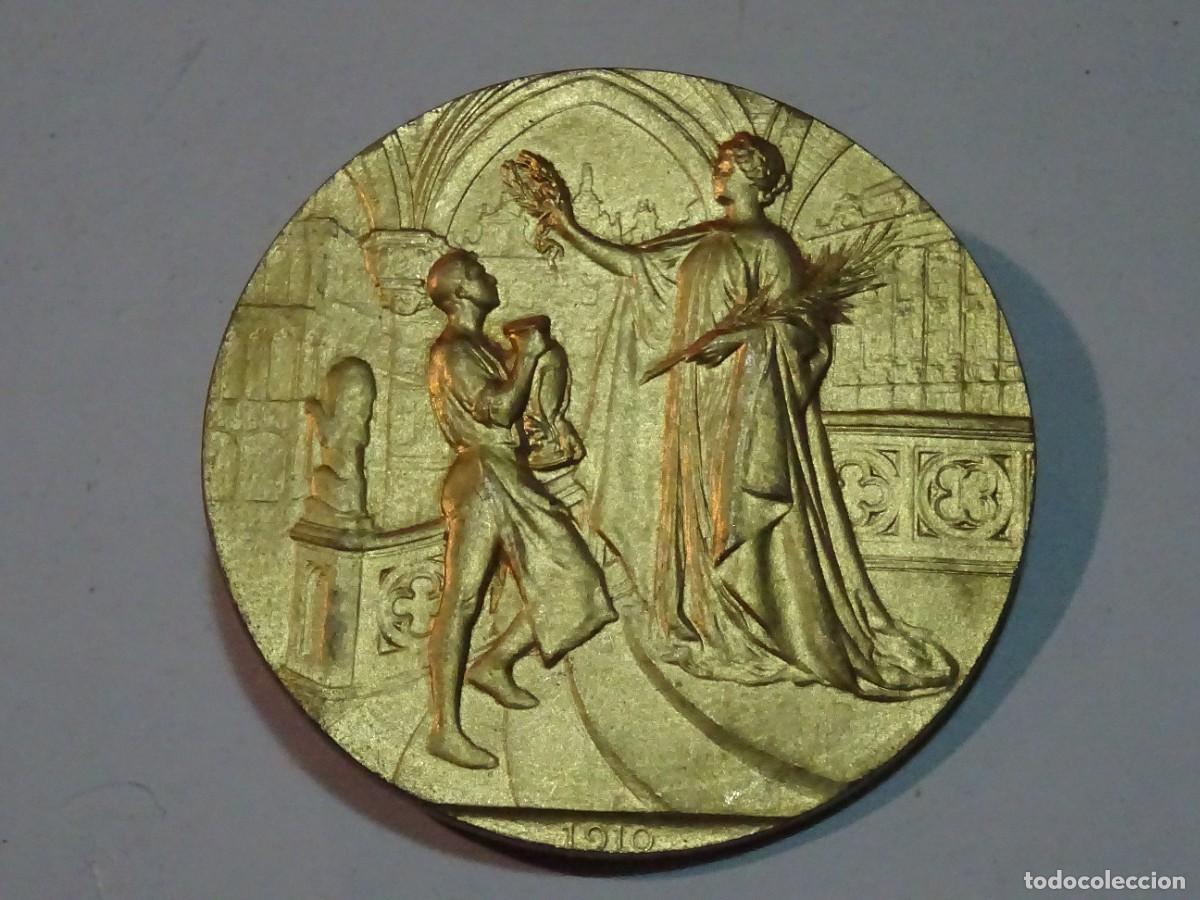 Otros objetos de arte: (M) CHAPA MEDALLA EXPOSITION 1910, 7 CM - Foto 1