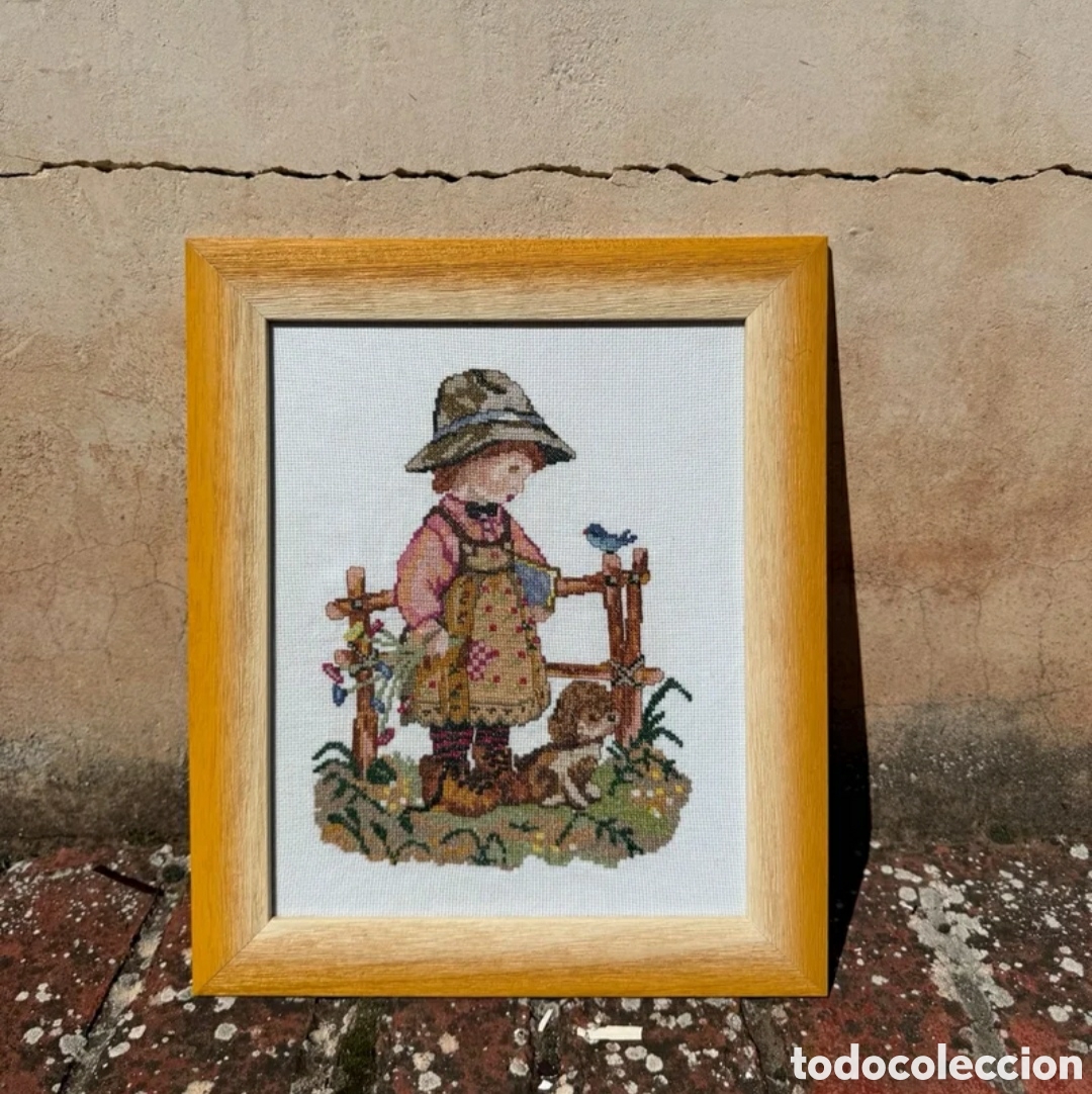 Otros objetos de arte: Cuadro infantil de ganchillo con marco de madera - Foto 1