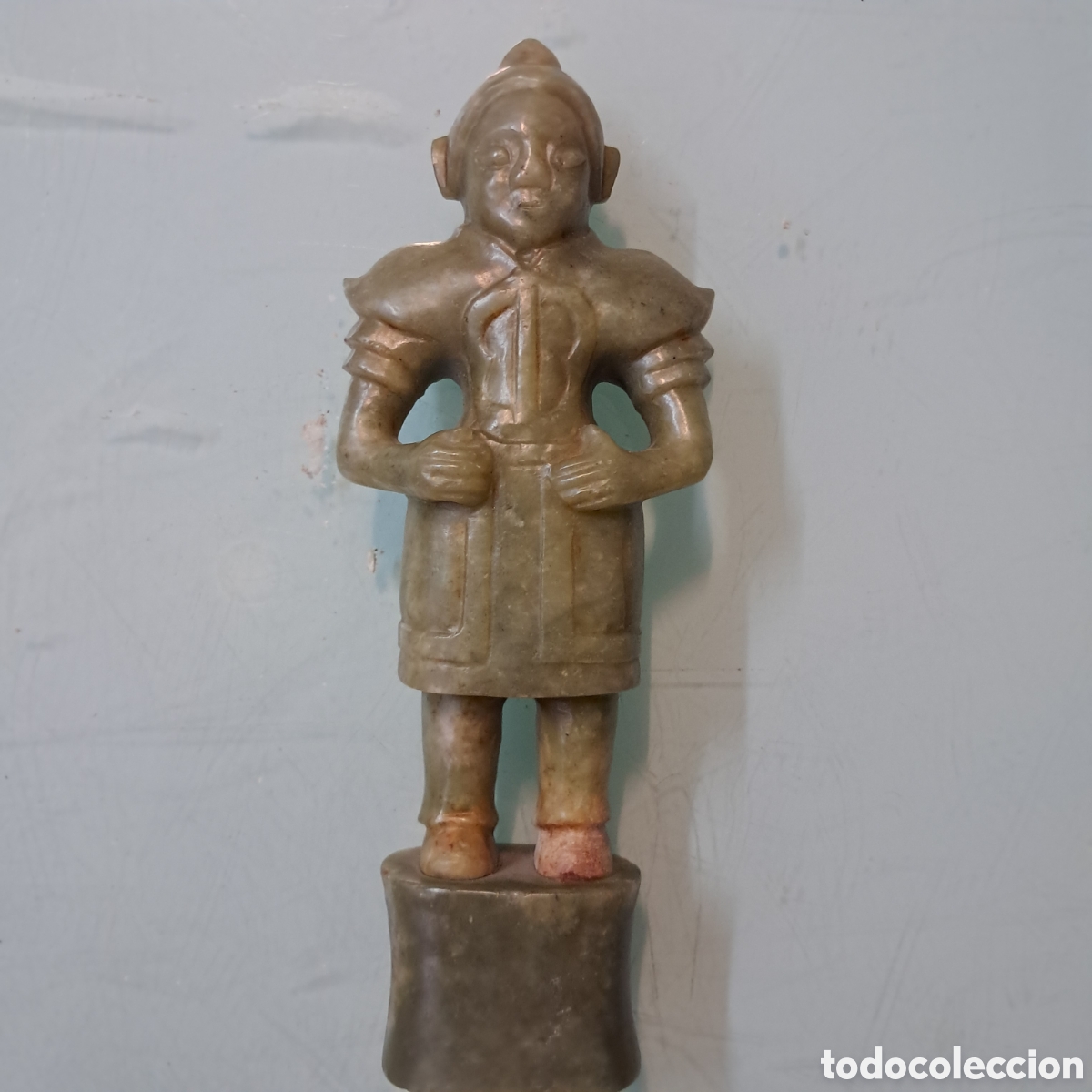 Otros objetos de arte: Estatua de guerrero chino de jade - Foto 1