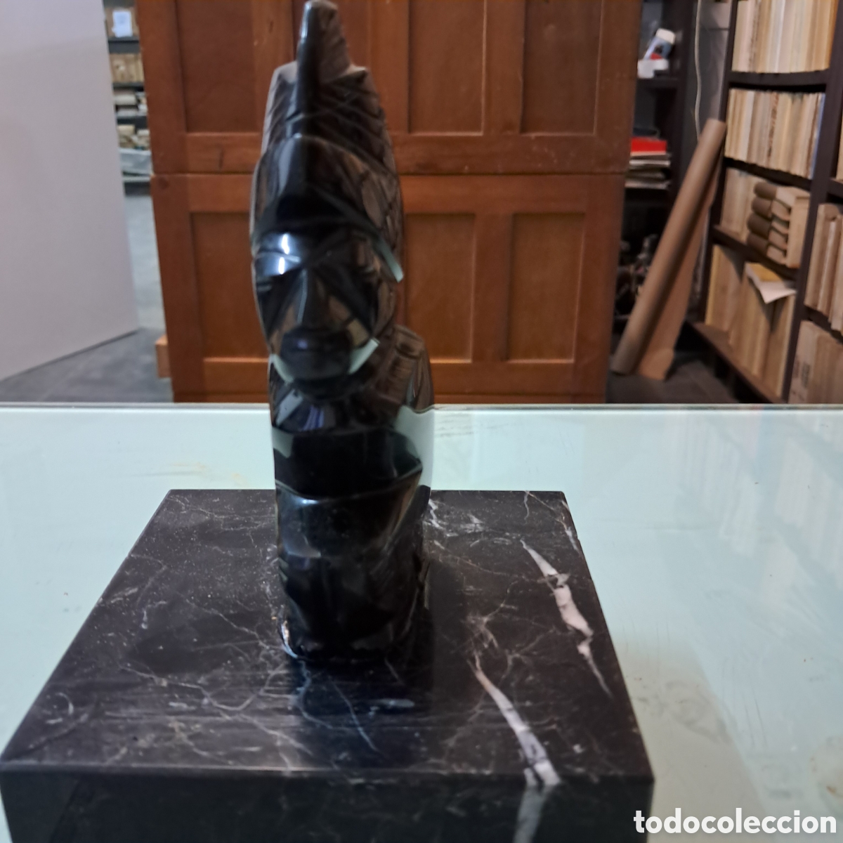 Otros objetos de arte: Figura de totem nativo en onix - Foto 2