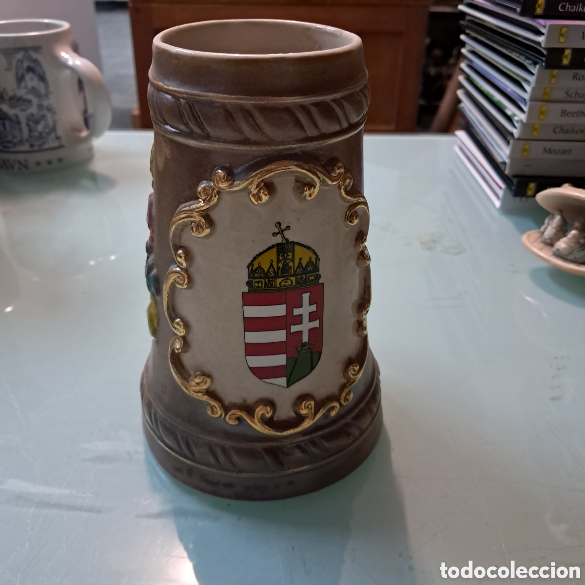 Otros objetos de arte: JARRA DE CERVEZA DE HUNGR&Iacute;A - Foto 1