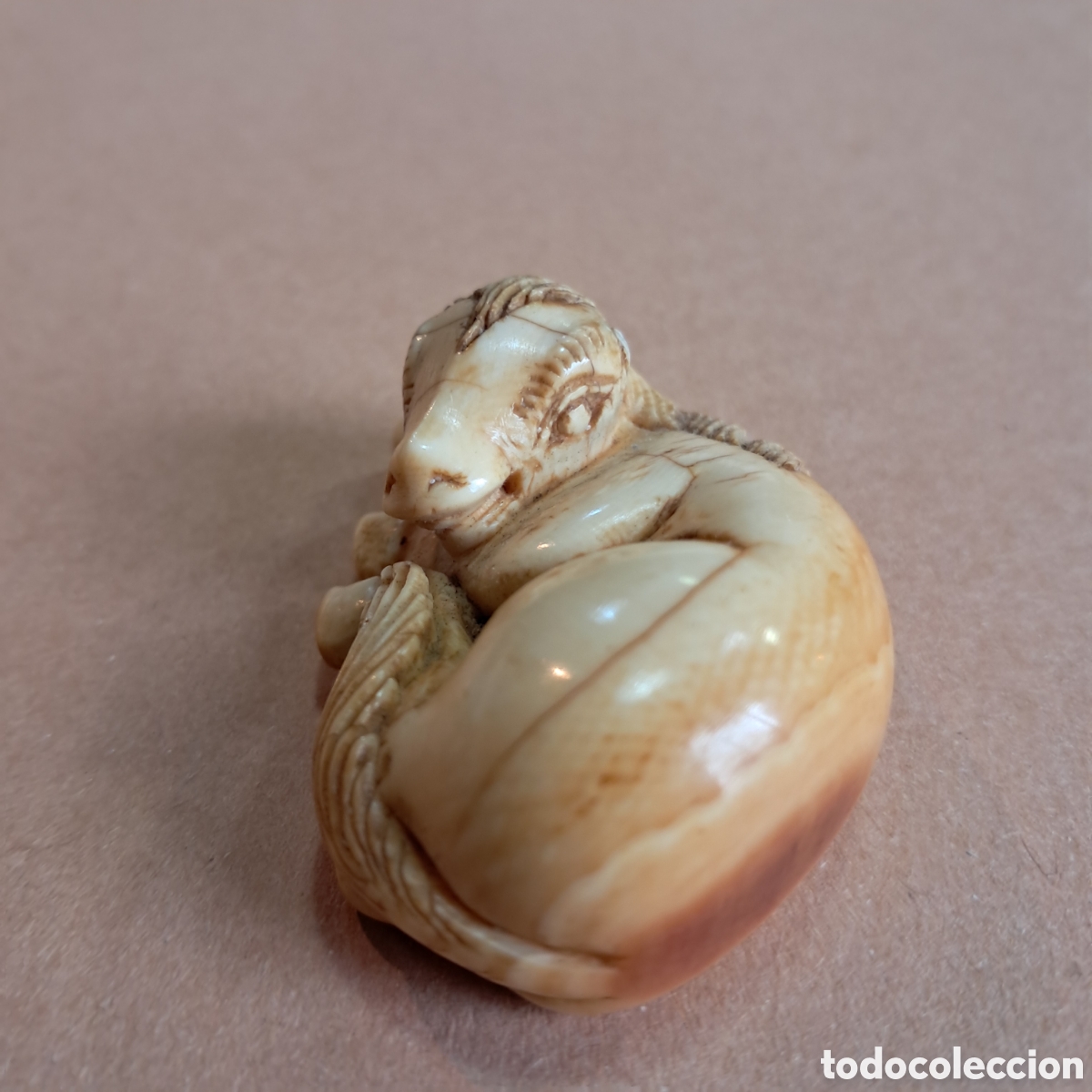 Otros objetos de arte: Netsuke tallado en marfil - Foto 3