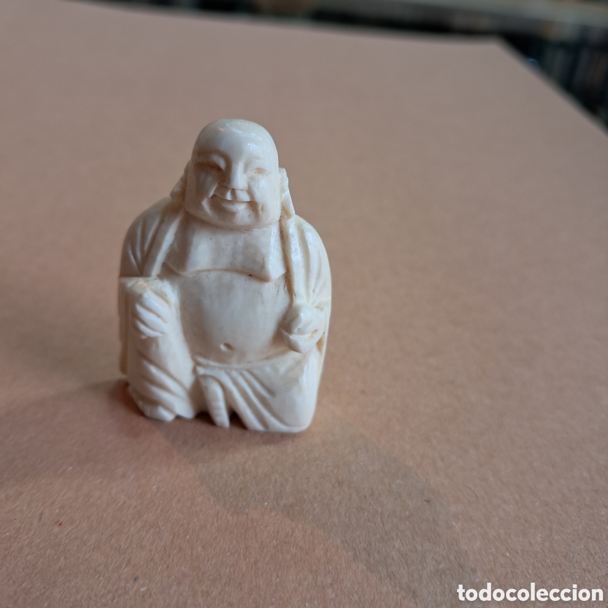Otros objetos de arte: Buda tallado en marfil - Foto 1