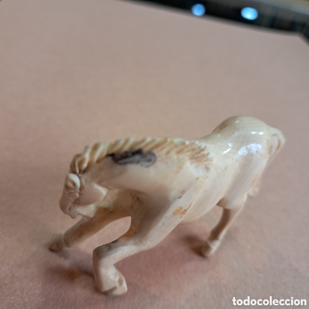 Otros objetos de arte: Netsuke caballo tallado en marfil - Foto 3