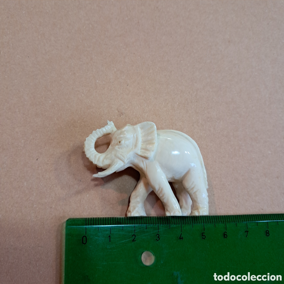 Otros objetos de arte: Elefante tallado en marfil - Foto 6