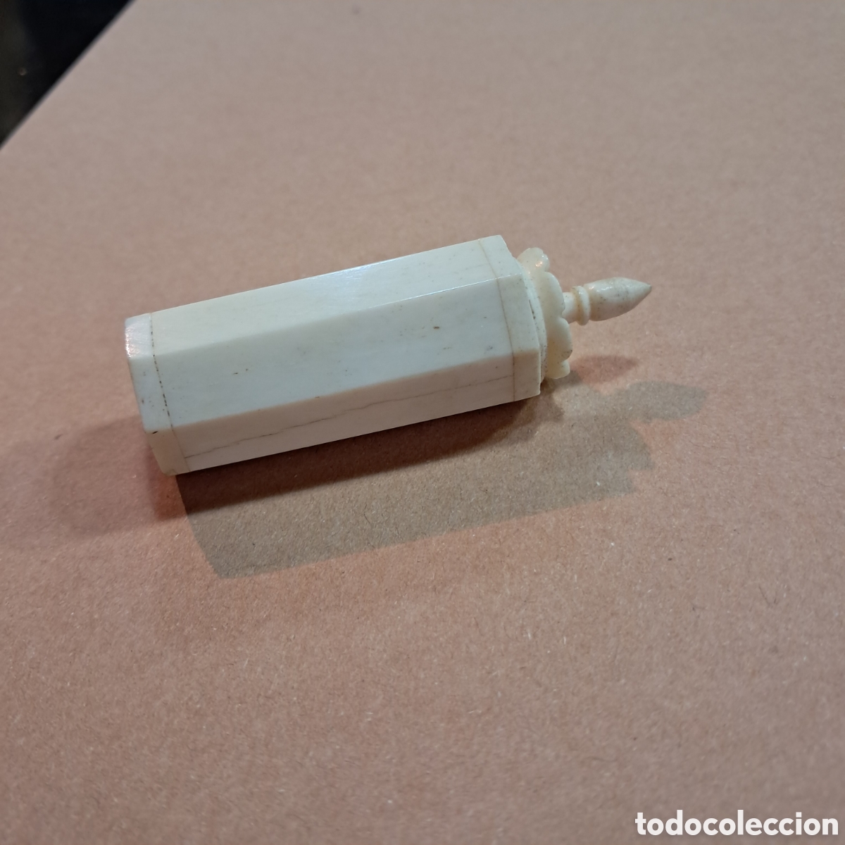 Otros objetos de arte: Recipiente chino tallado en marfil para perfume - Foto 2