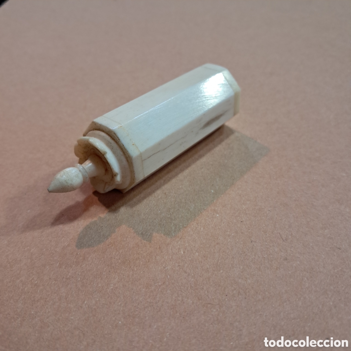 Otros objetos de arte: Recipiente chino tallado en marfil para perfume - Foto 4