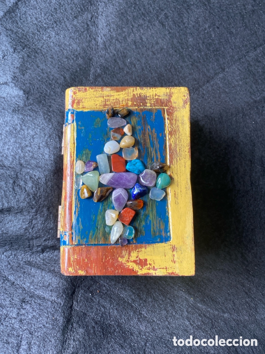 Otros objetos de arte: Libro-joyero de HLH decorado y pintado a mano - Foto 1