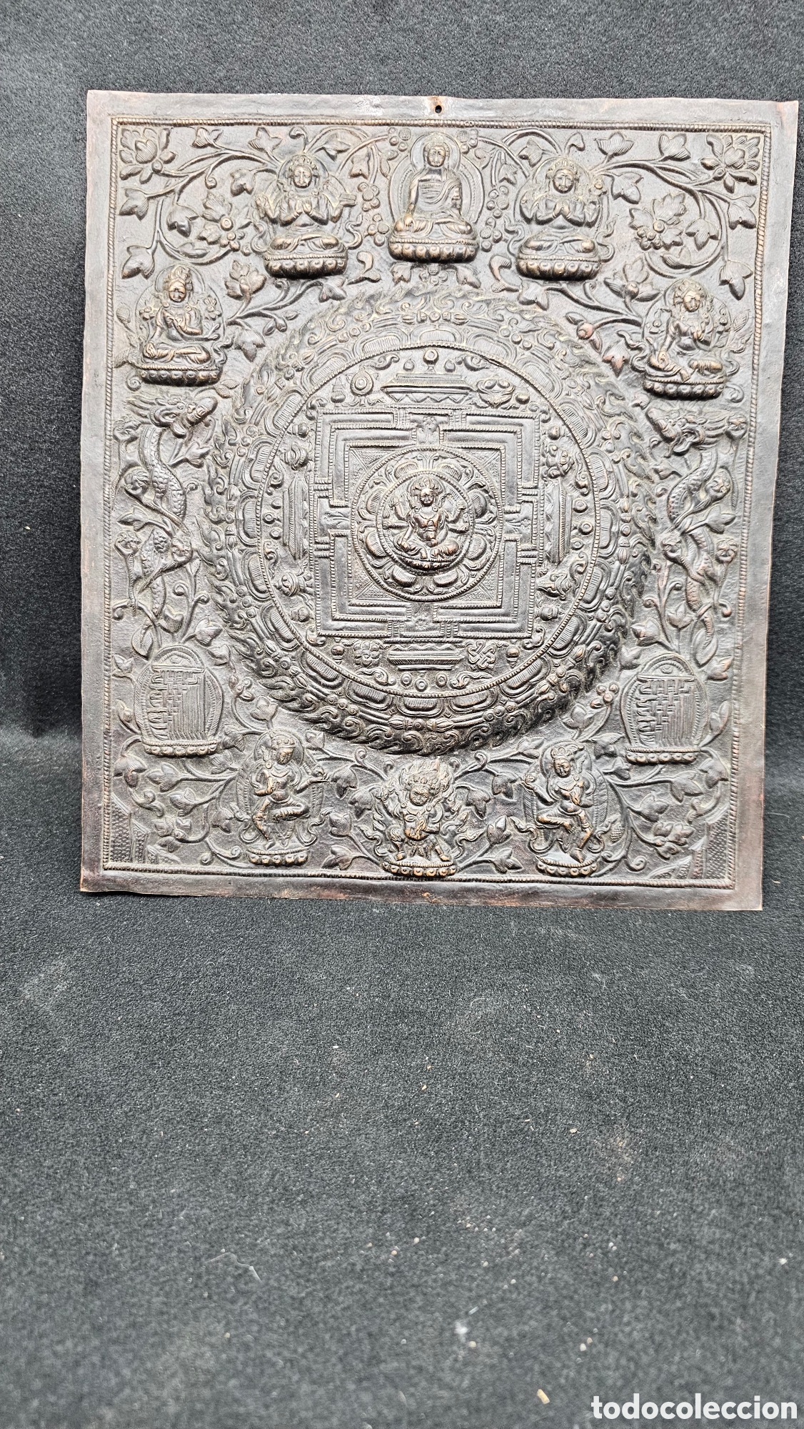Otros Objetos de Arte: Mandala tibetana de cobre de la rueda de la vida