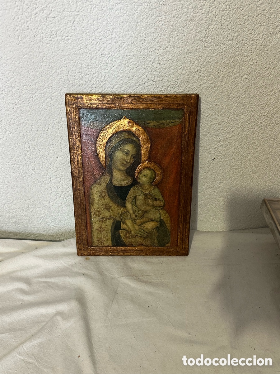 Otros Objetos de Arte: Virgen con Ni&ntilde;o esmalte copia icono religioso sobre tabla enmarcado