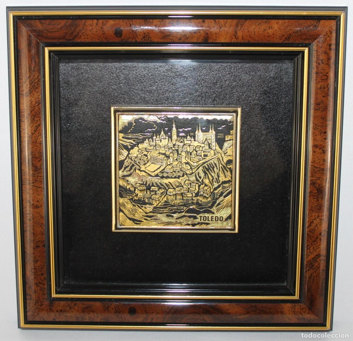 Otros Objetos de Arte: Cuadro damasquinado Anframa Toledo. Vista de la ciudad. Oro damasquinado