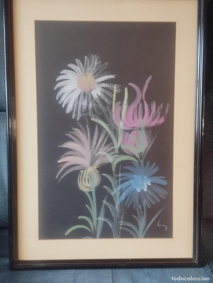 Otros Objetos de Arte: Bonito cuadro decorativo con un dise&ntilde;o abstracto de flores. Firmado Marisol - Marco plateado. - Pint