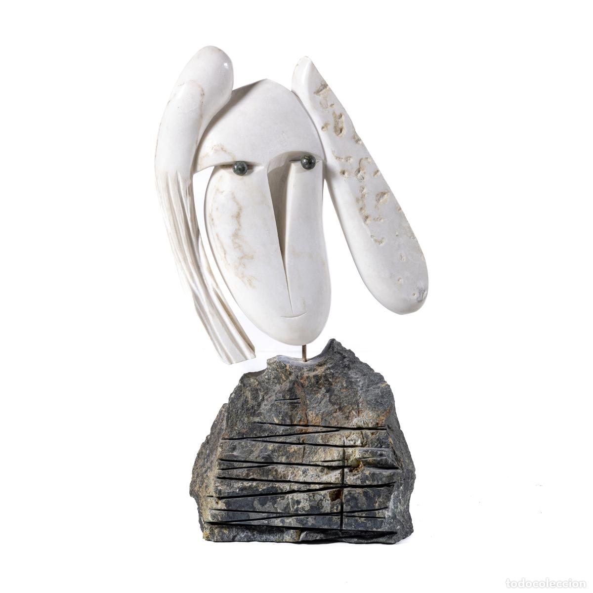 Other art objects: Escultura - Agostinho Moreira (firmado)